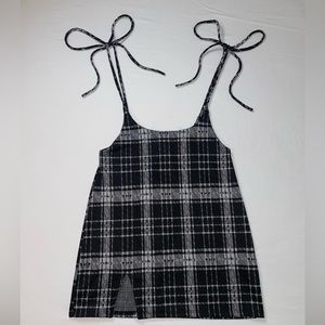 Black and white plaid skirt